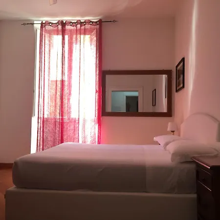 Guest house Domus Coronari 2*